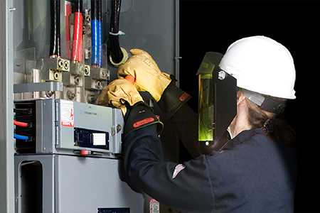 本質防電弧服與后處理防電弧服的區(qū)別