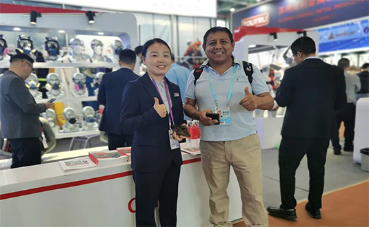 上海誠(chéng)格亮相133屆廣交會(huì)&nbsp;展高端個(gè)人防護(hù)產(chǎn)品圖片7